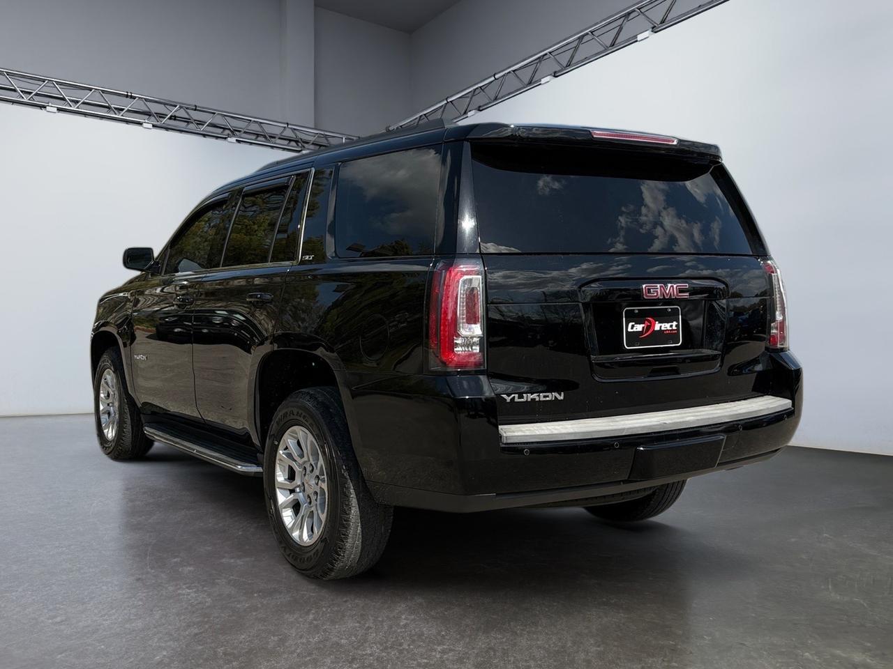 2018 GMC Yukon SLT, SUNROOF, HEADS-UP DISPLAY, BLIND SPOT ALERT, FORWARD COLLISION, POWER 3RD ROW, RUNNING BOARDS, POWER LIFTGATE, APPLE CARPLAY/ANDROID AUTO, HEATED & COOLING SEATS, LOW MILEAGE, THIS YUKON HAS IT ALL! Virginia Beach VA