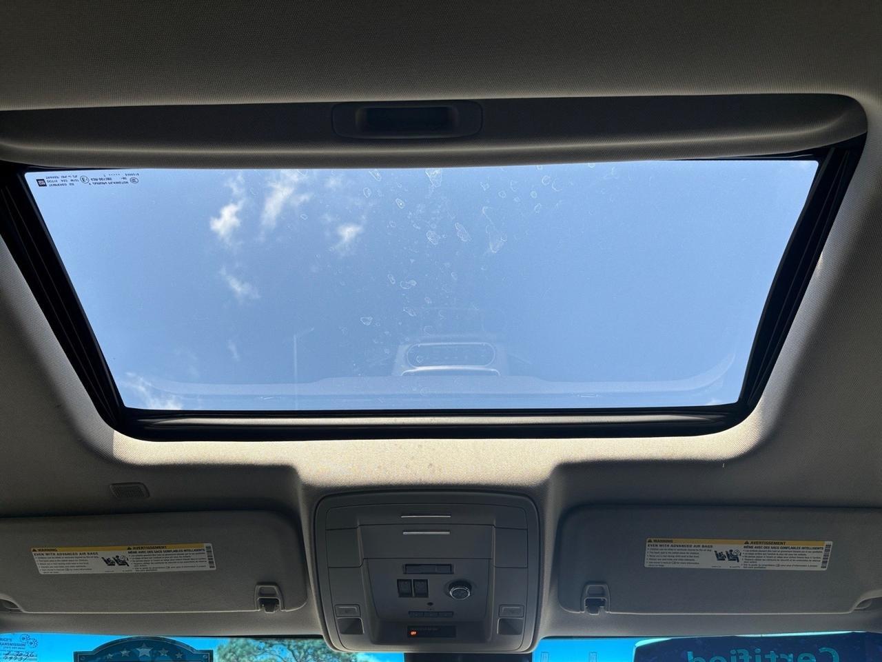 2018 GMC Yukon SLT, SUNROOF, HEADS-UP DISPLAY, BLIND SPOT ALERT, FORWARD COLLISION, POWER 3RD ROW, RUNNING BOARDS, POWER LIFTGATE, APPLE CARPLAY/ANDROID AUTO, HEATED & COOLING SEATS, LOW MILEAGE, THIS YUKON HAS IT ALL! Virginia Beach VA