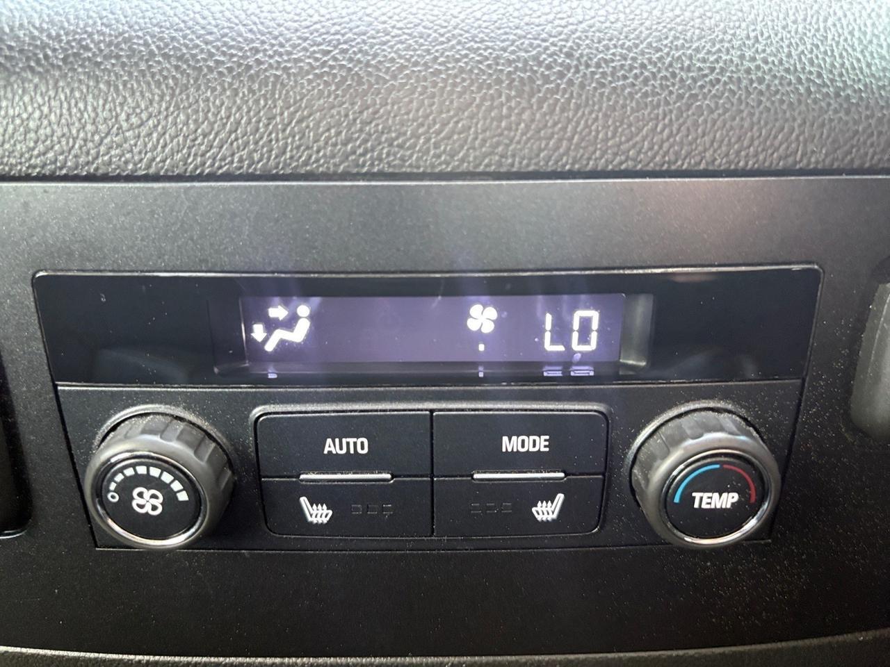 2018 GMC Yukon SLT, SUNROOF, HEADS-UP DISPLAY, BLIND SPOT ALERT, FORWARD COLLISION, POWER 3RD ROW, RUNNING BOARDS, POWER LIFTGATE, APPLE CARPLAY/ANDROID AUTO, HEATED & COOLING SEATS, LOW MILEAGE, THIS YUKON HAS IT ALL! Virginia Beach VA