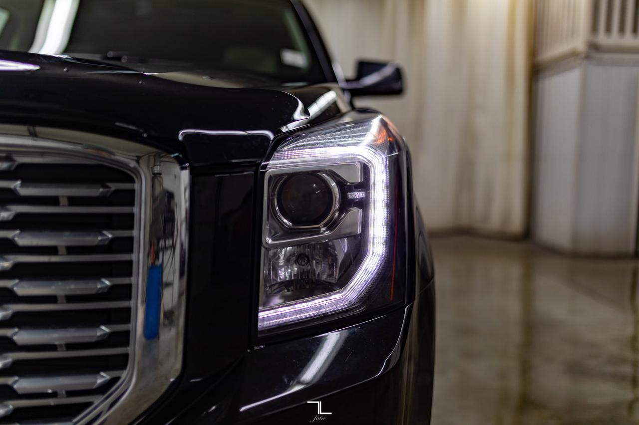 2018 GMC Yukon XL AWD Denali Leather Roof Nav BCam TV Red Deer AB