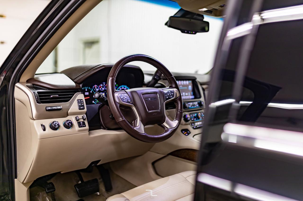 2018 GMC Yukon XL AWD Denali Leather Roof Nav BCam TV Red Deer AB