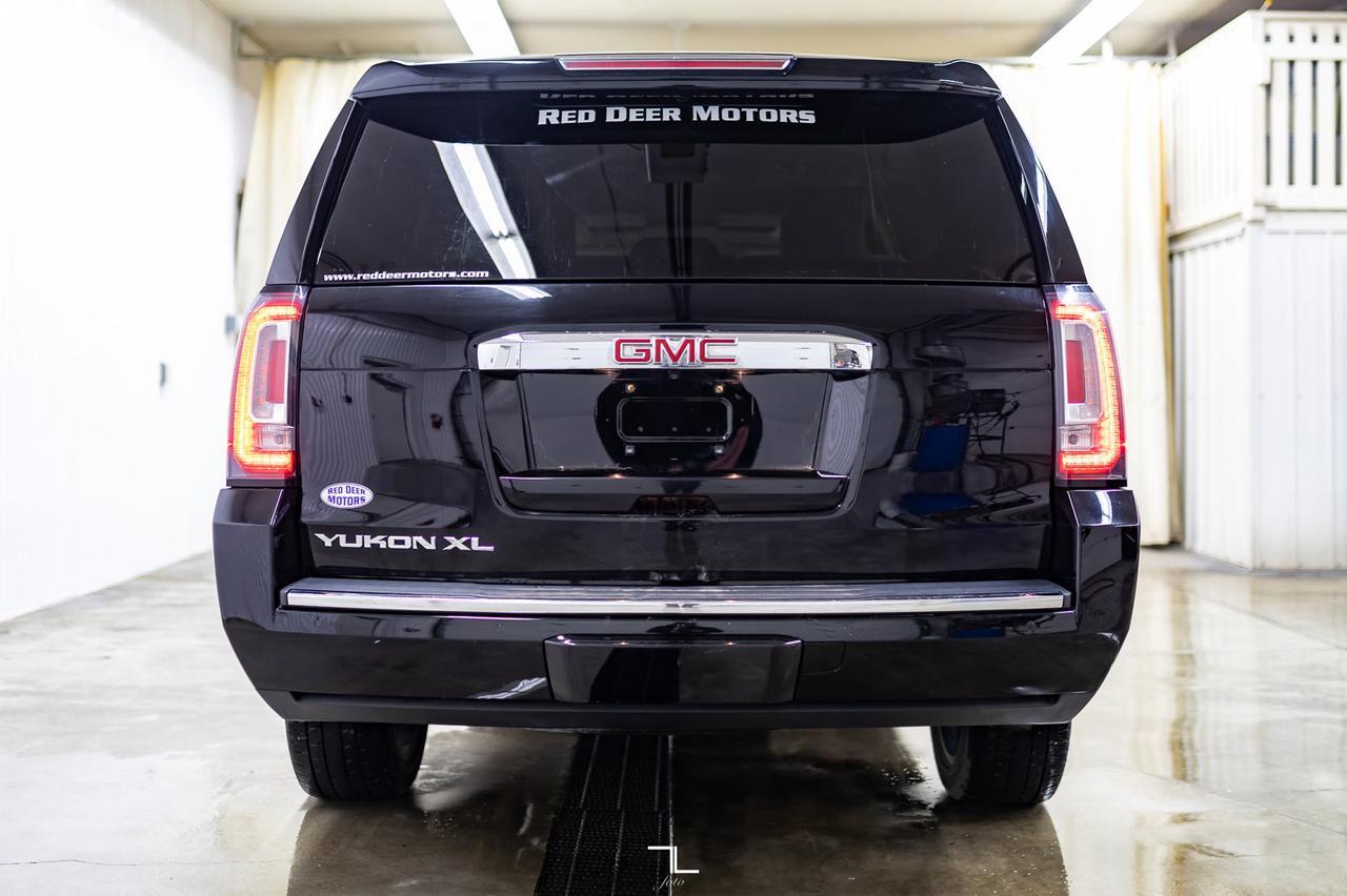2018 GMC Yukon XL AWD Denali Leather Roof Nav BCam TV Red Deer AB
