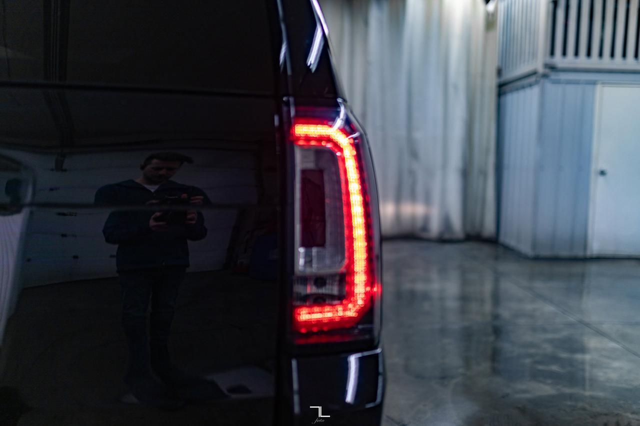 2018 GMC Yukon XL AWD SLT Leather Roof Nav BCam Red Deer AB