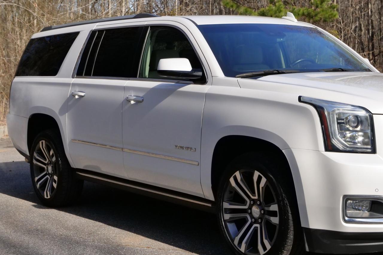 2018 GMC Yukon XL Denali AWD / Ultimate Package / Rear Entertainment! Lincolnton NC