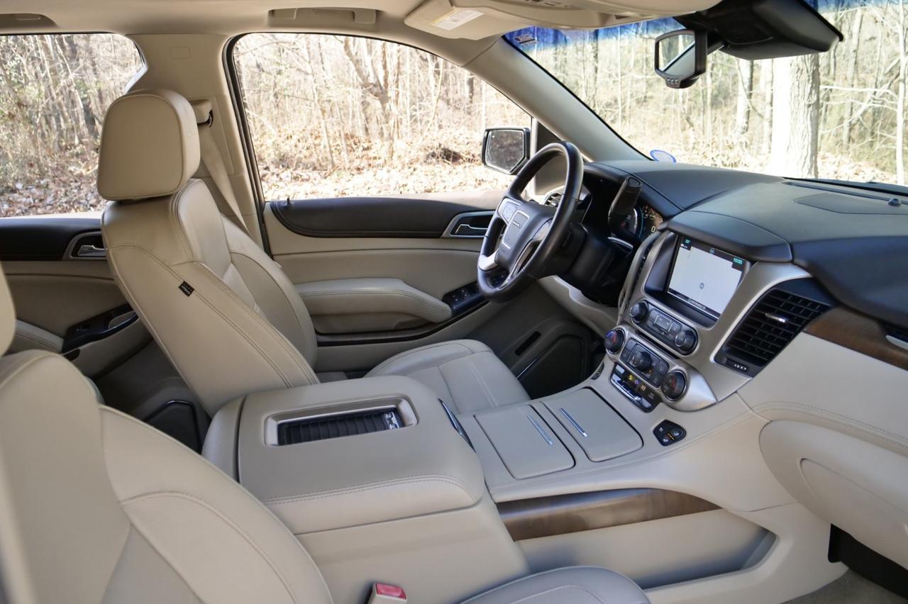 2018 GMC Yukon XL Denali AWD / Ultimate Package / Rear Entertainment! Lincolnton NC