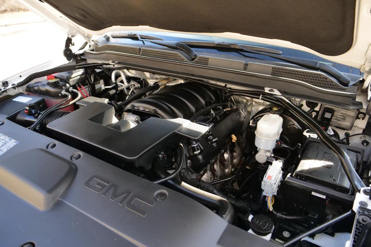 2018 GMC Yukon XL Denali AWD / Ultimate Package / Rear Entertainment! Lincolnton NC