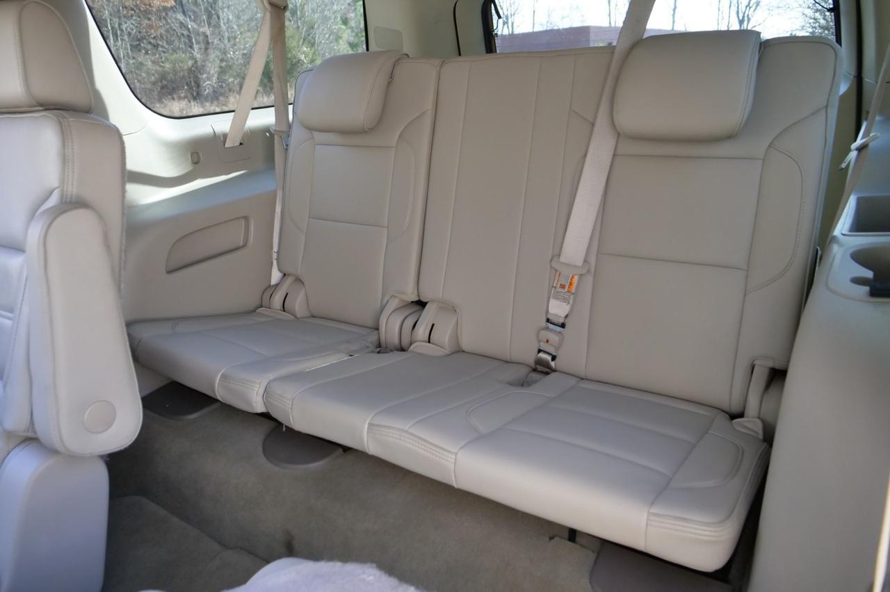 2018 GMC Yukon XL Denali AWD / Ultimate Package / Rear Entertainment! Lincolnton NC