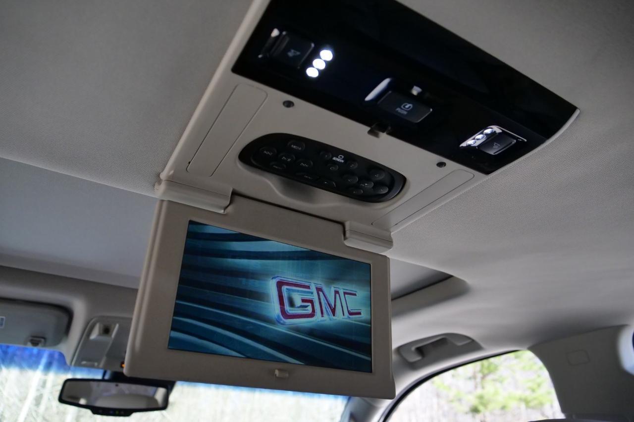 2018 GMC Yukon XL Denali AWD / Ultimate Package / Rear Entertainment! Lincolnton NC