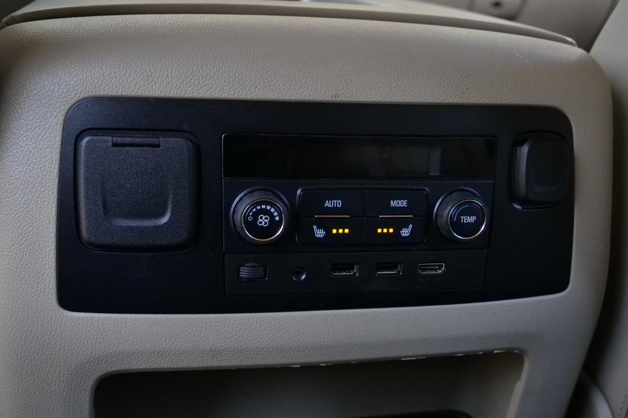 2018 GMC Yukon XL Denali AWD / Ultimate Package / Rear Entertainment! Lincolnton NC