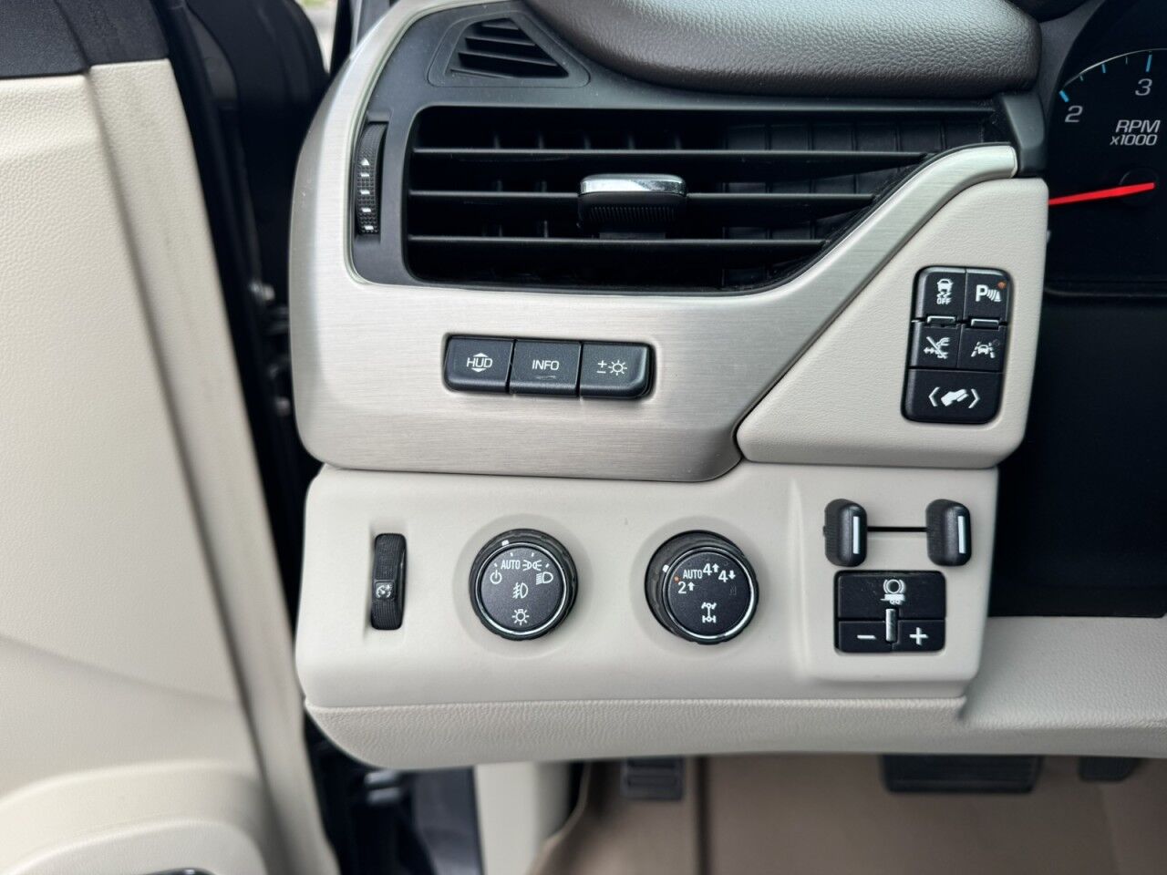 2018 GMC Yukon XL Denali Charlton MA