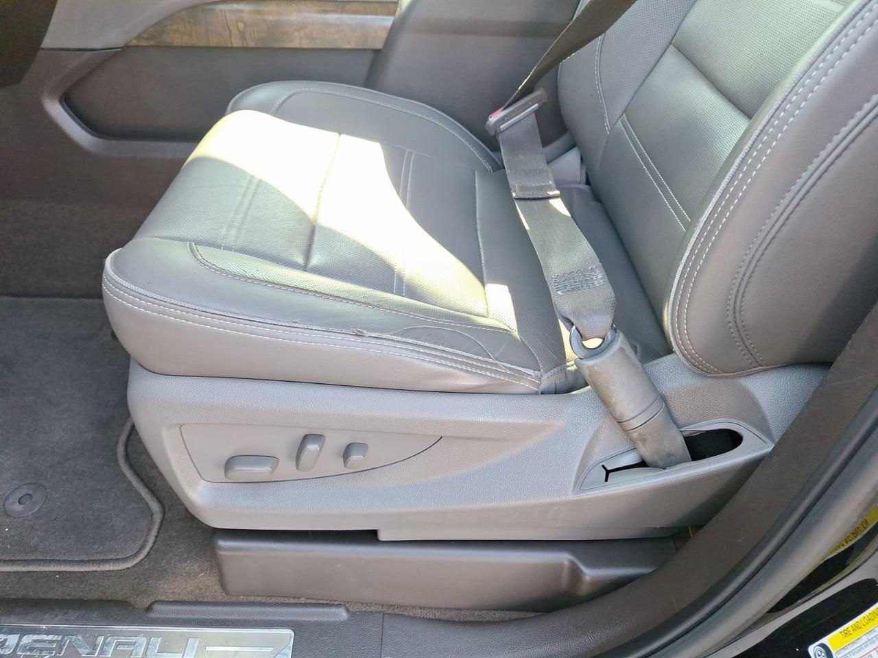 2018 GMC Yukon XL Denali Hurst TX