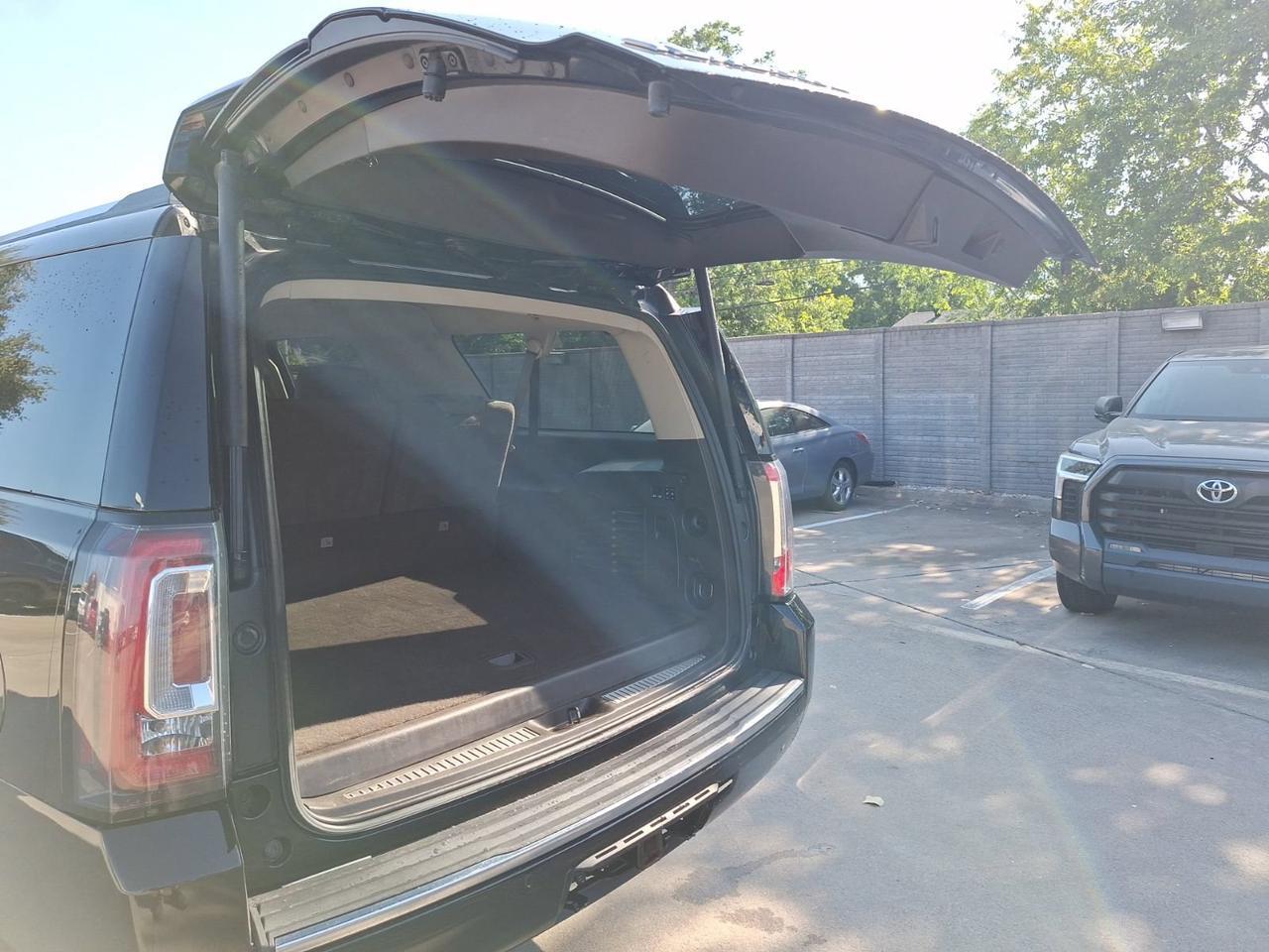 2018 GMC Yukon XL Denali Hurst TX