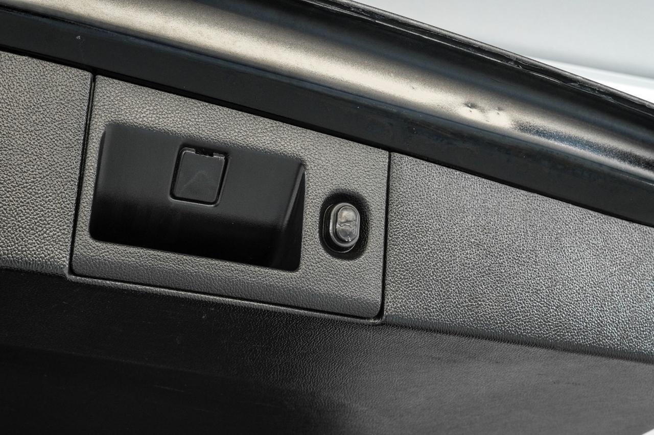 2018 GMC Yukon XL SLT BLIND SPOT FORWARD COLLISION ALERT LANE KEEP ASSIST LANE DEP Carrollton TX