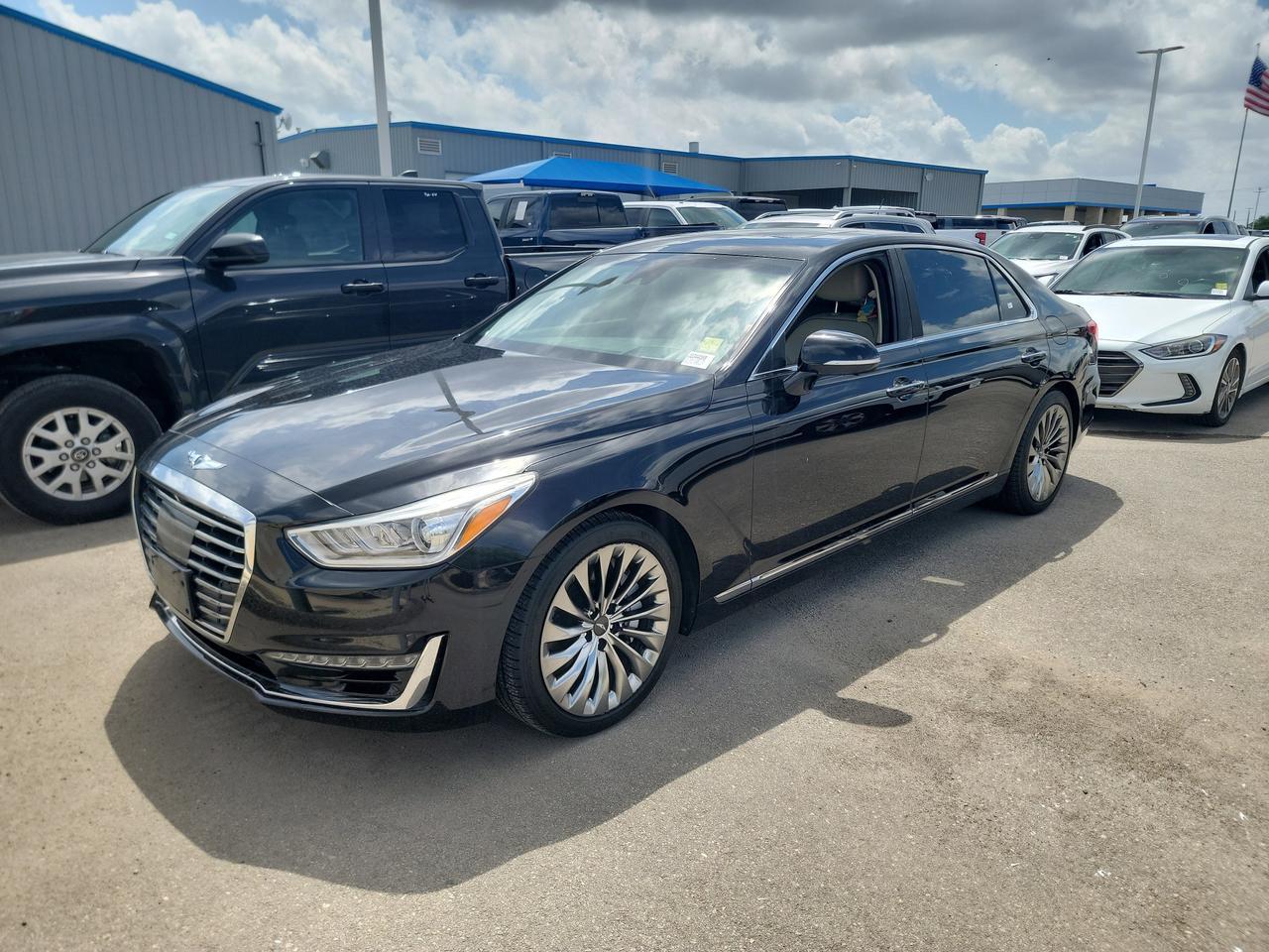 2018 Genesis G90