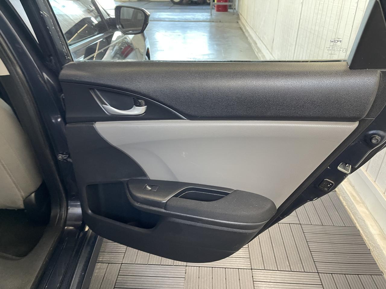 2018 HONDA CIVIC LX Kansas City MO