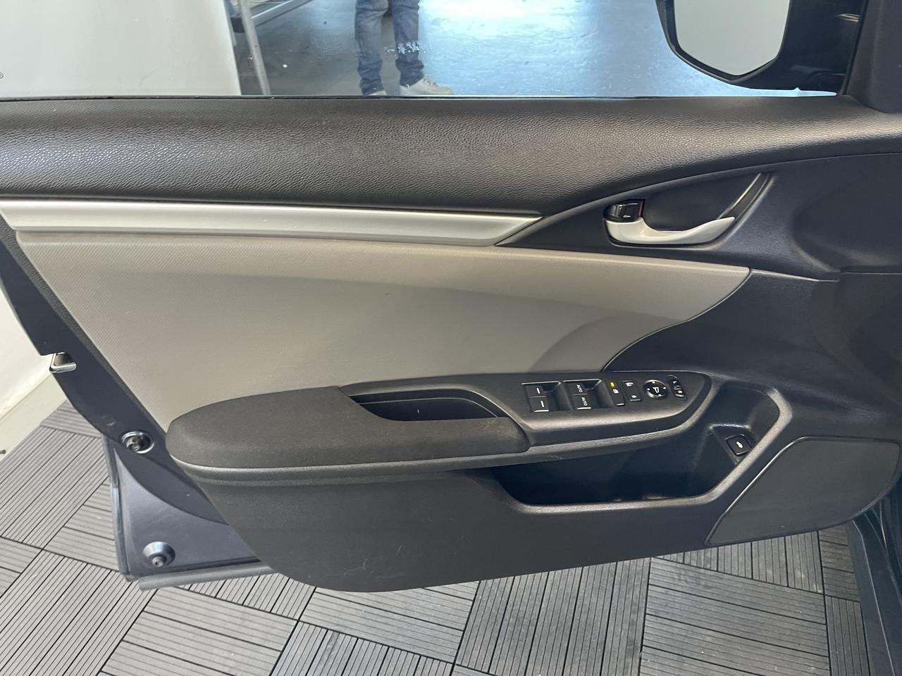 2018 HONDA CIVIC LX Kansas City MO