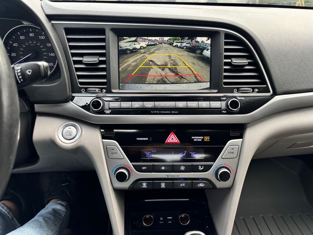 2018 HYUNDAI ELANTRA SEL Des Moines WA