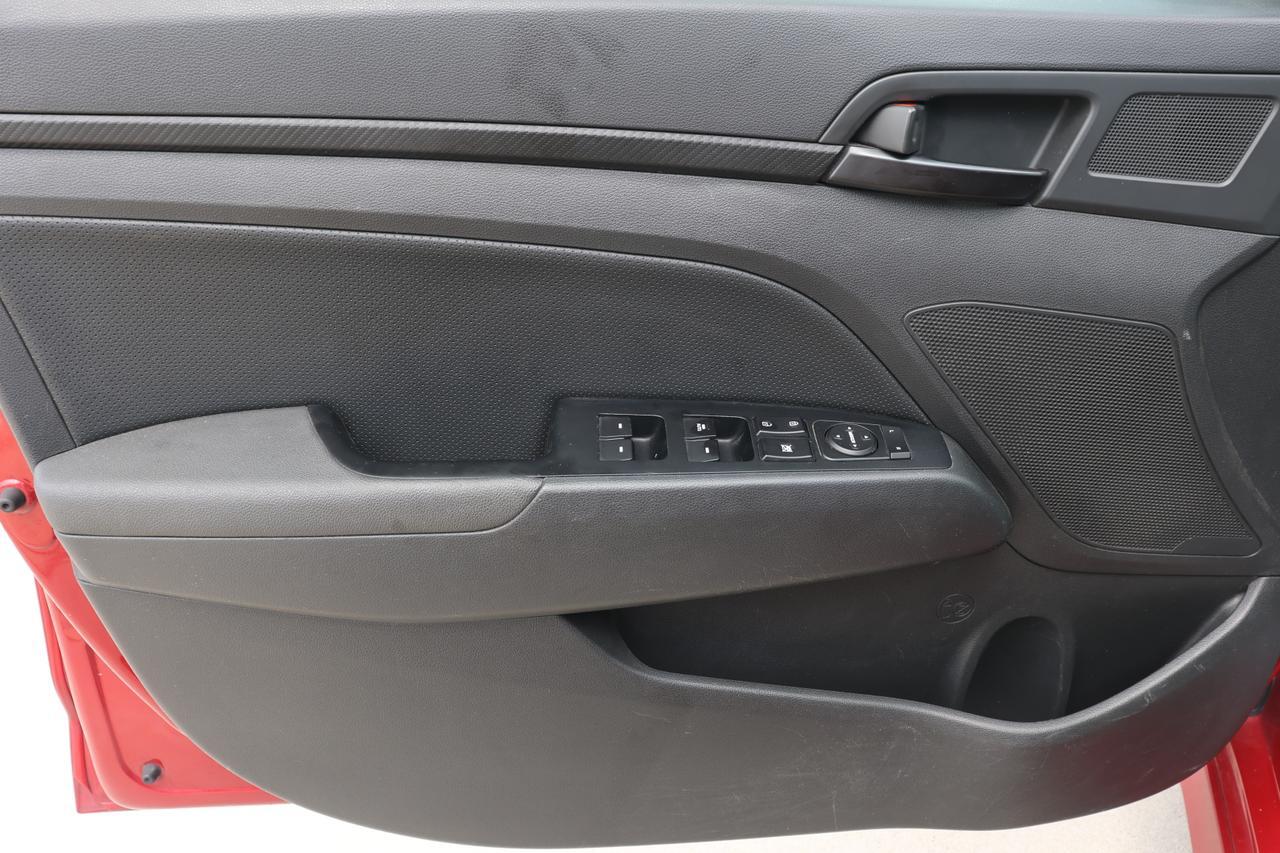 2018 HYUNDAI ELANTRA SPORT Houston TX