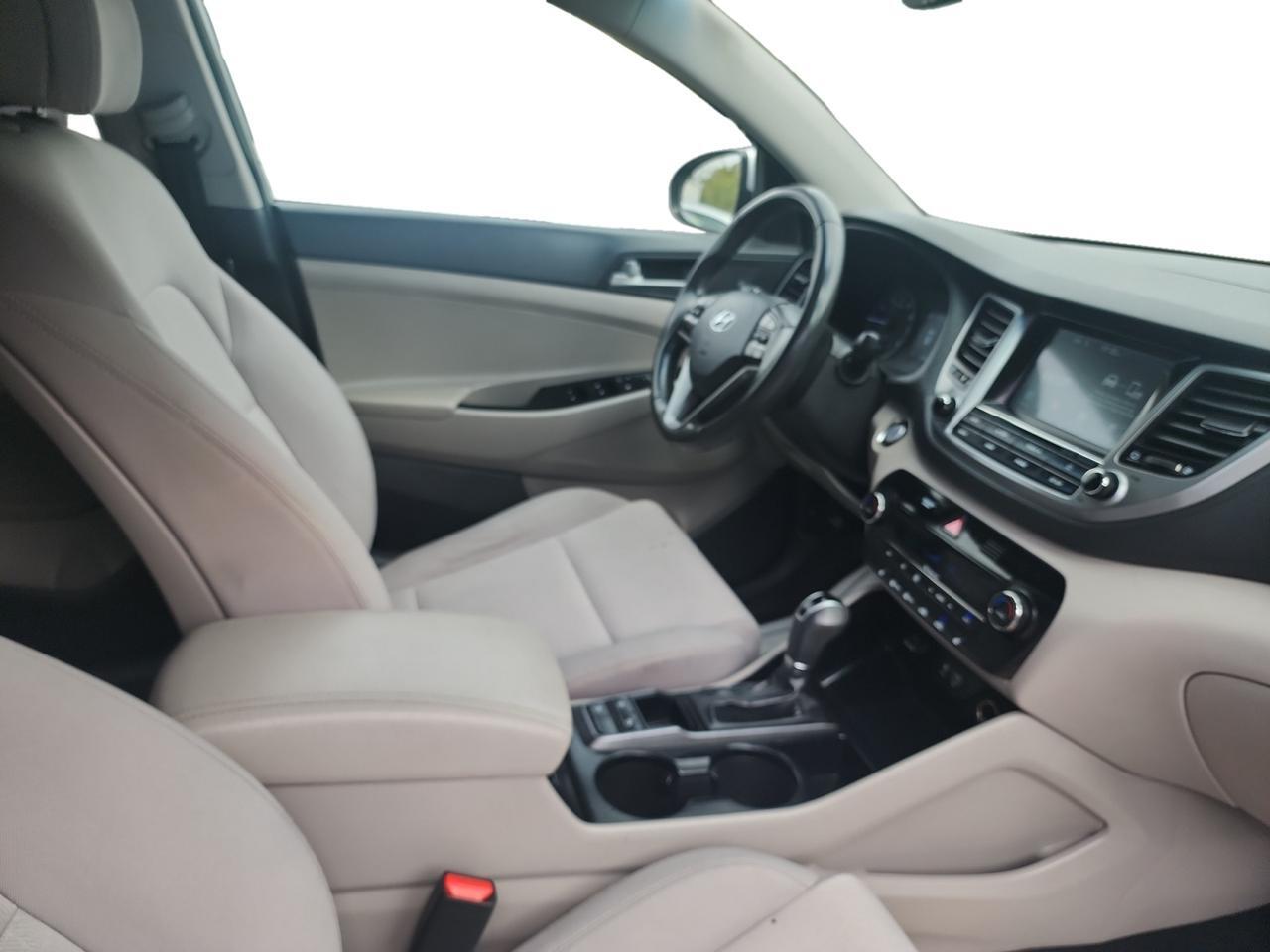2018 HYUNDAI TUCSON BASE; SPORT; Kansas City MO