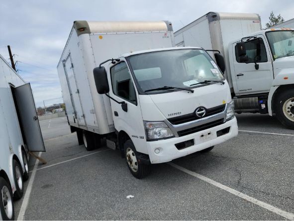 2018 Hino 155 -