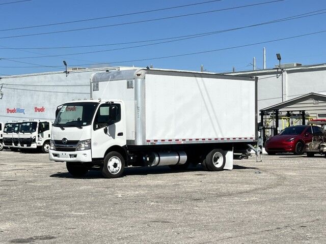 2018 Hino 195 18&apos; Dry Box Truck with 1,500 lb. Lift Gate Miami FL