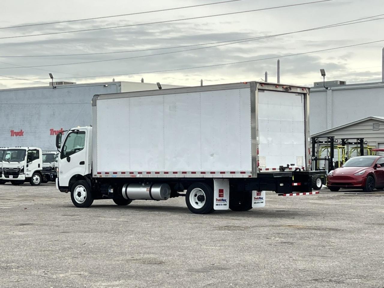 2018 Hino 195 Morgan 18' Box Truck Tampa FL