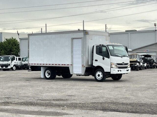 2018 Hino 195 Morgan 18' Box Truck