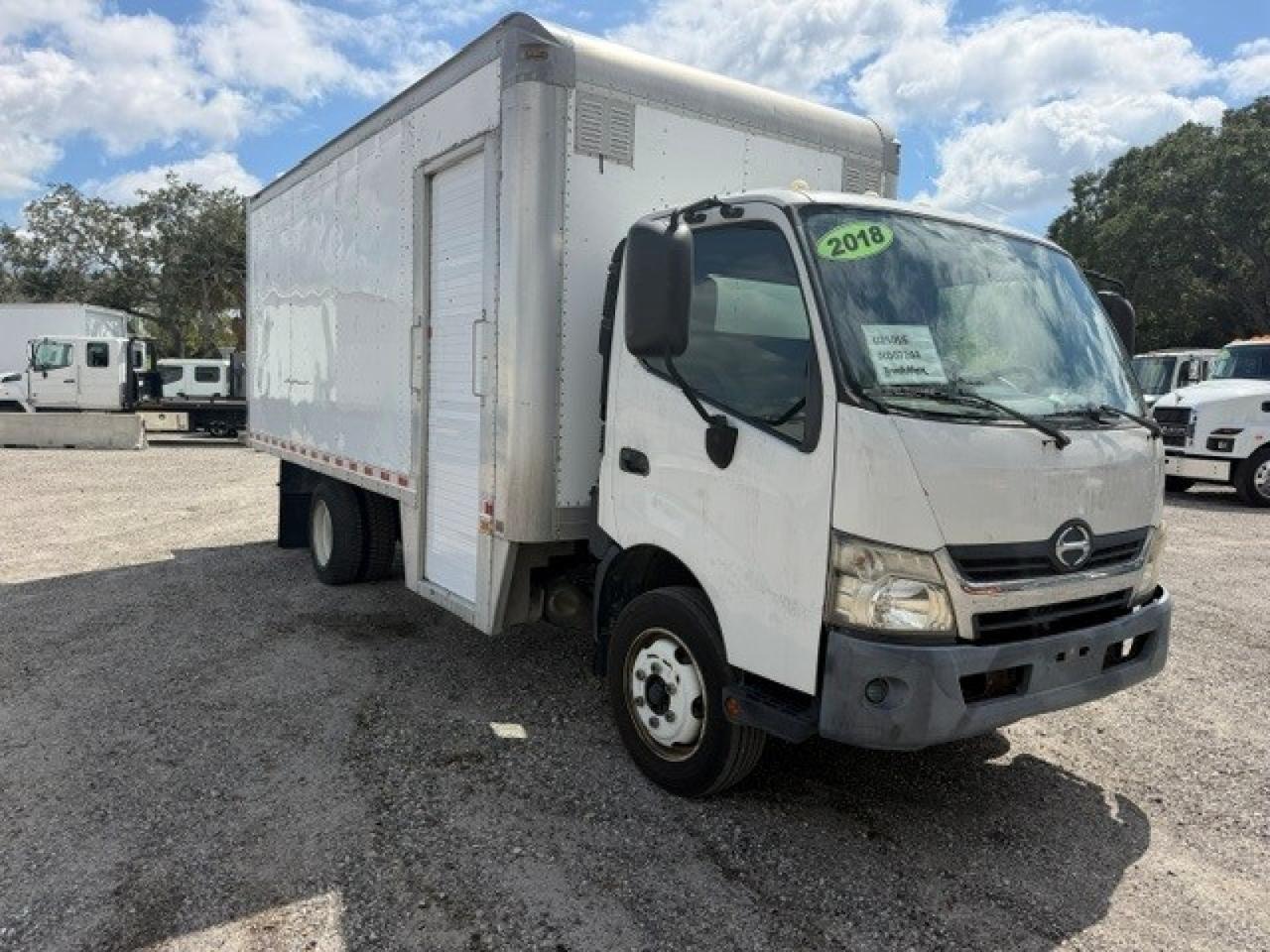 2018 Hino 195 Morgan 18' Dry Box Tampa FL
