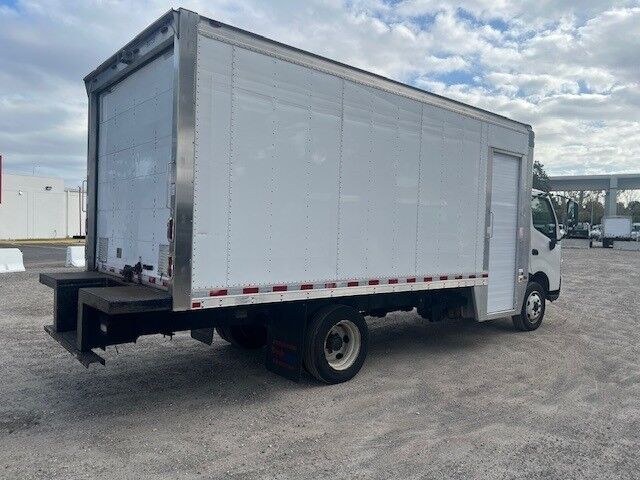 2018 Hino 195 Morgan 18' Dry Box Truck Tampa FL