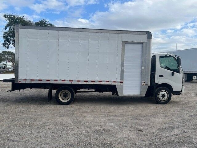 2018 Hino 195 Morgan 18' Dry Box Truck Tampa FL