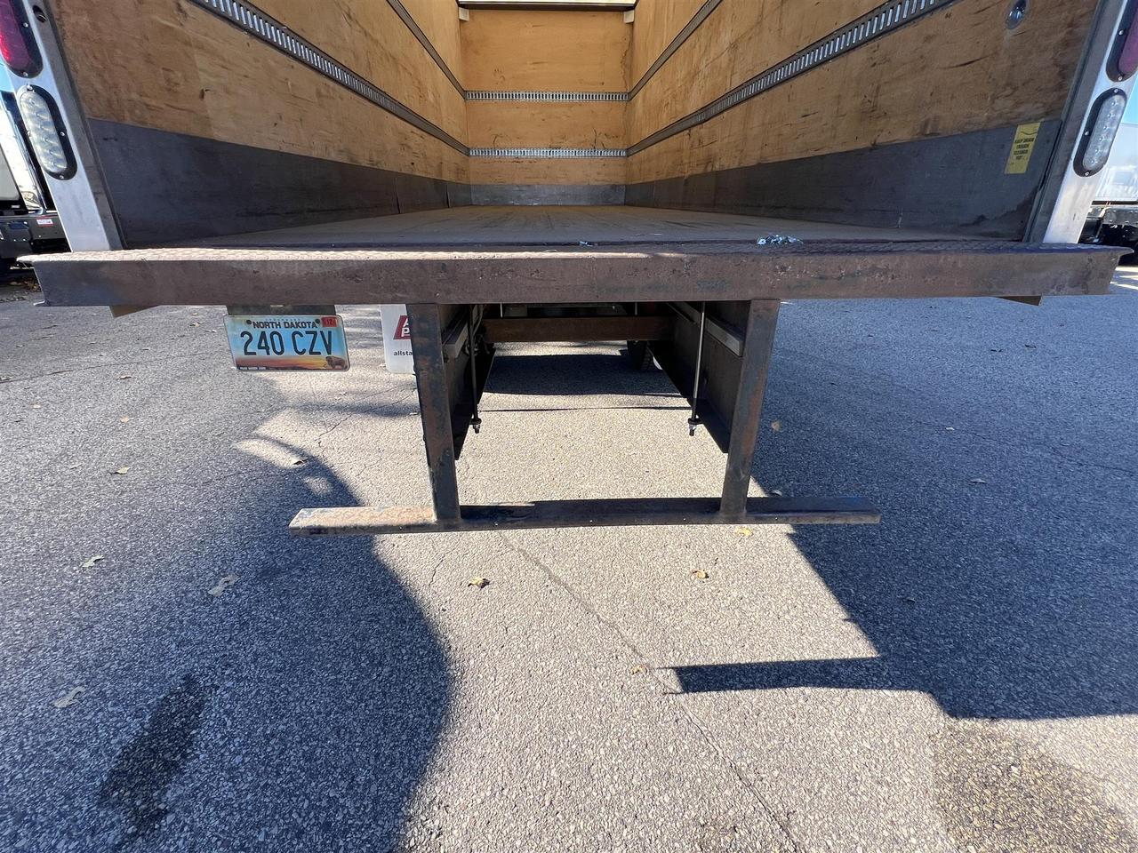 2018 Hino 268A South St. Paul MN