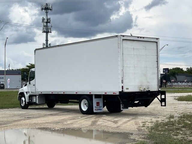 2018 Hino 268A 26&apos; Dry Box Truck with 2,500 lbs. Lift Gate Miami FL