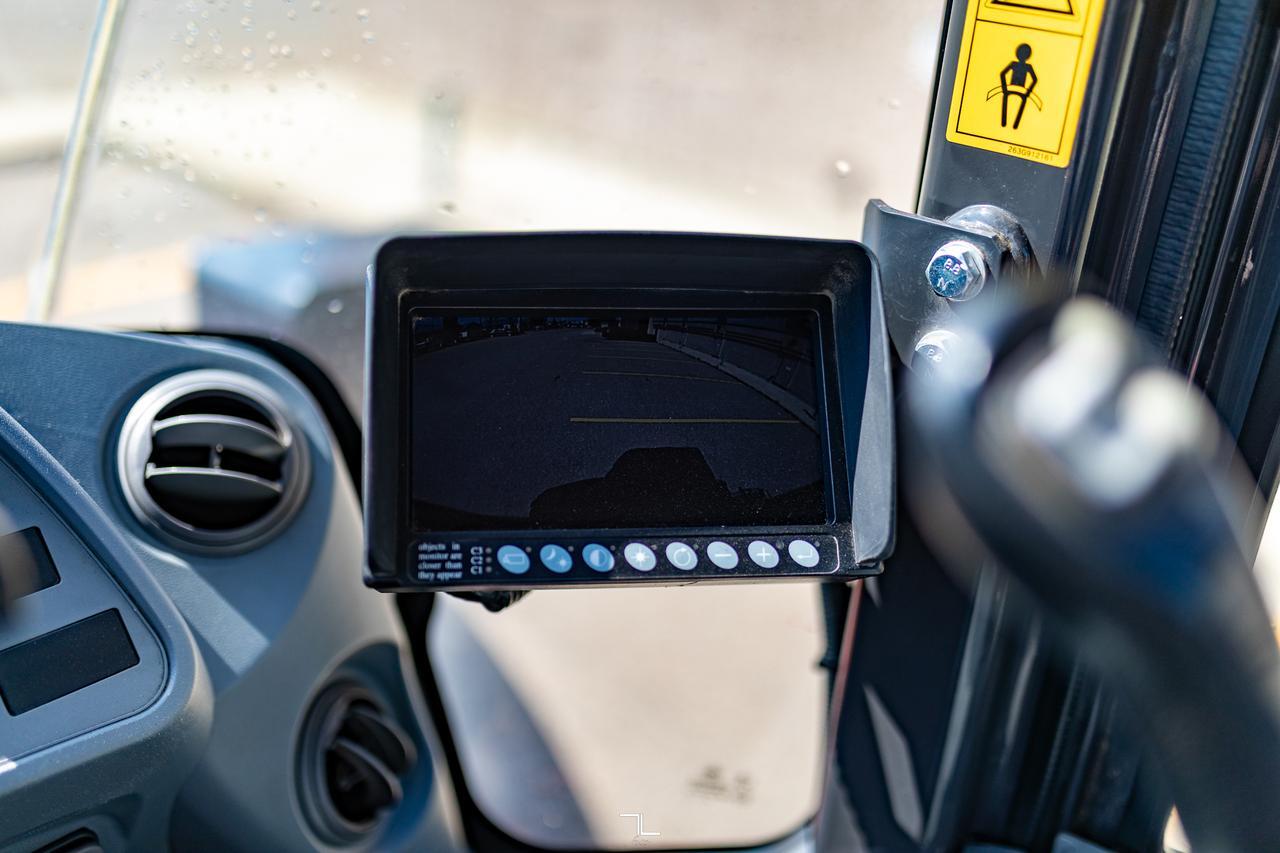 2018 Hitachi ZW 140-5B Wheel Loader Bucket Diesel Red Deer AB