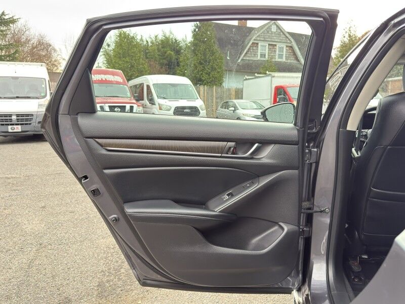 2018 Honda Accord 1.5T Touring FWD Arlington VA