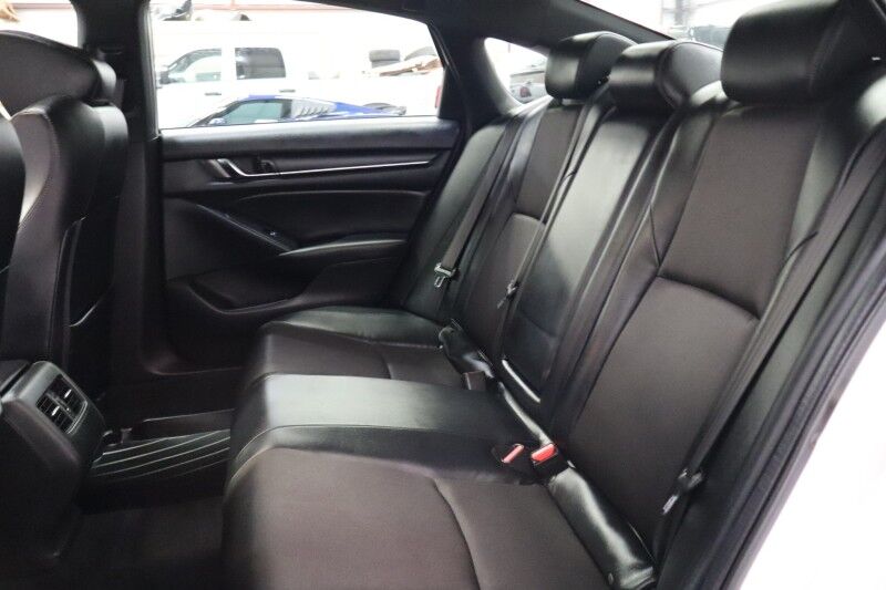 2018 Honda Accord Sedan Sport 2.0T 6 Speed Manual Touch Screen Camera FREE WARRANTY Arlington TX