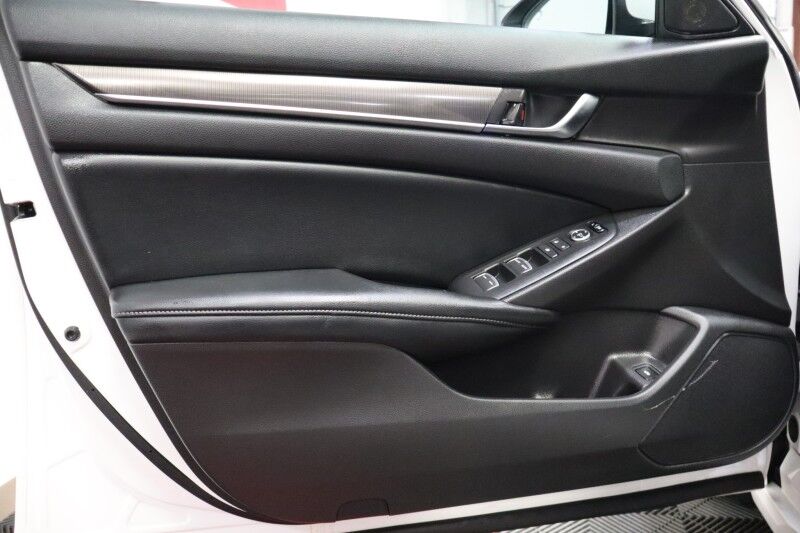 2018 Honda Accord Sedan Sport 2.0T 6 Speed Manual Touch Screen Camera FREE WARRANTY Arlington TX