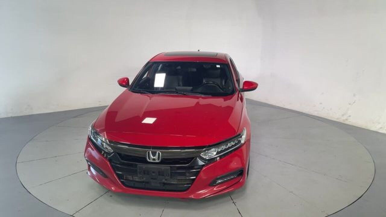 2018 Honda Accord Sedan Sport 2.0T