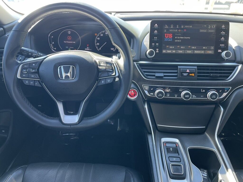 2018 Honda Accord Sedan TOURING 2.0T~CLEAN CARFAX~DYNAMIC CRUISE CONTROL~LANE ASSIST~ONLINE FINANCE AND SHIPPING AVAILABLE!!!!!! Sarasota FL