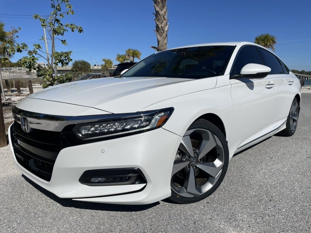2018 Honda Accord Sedan TOURING 2.0T~CLEAN CARFAX~DYNAMIC CRUISE CONTROL~LANE ASSIST~ONLINE FINANCE AND SHIPPING AVAILABLE!!!!!!