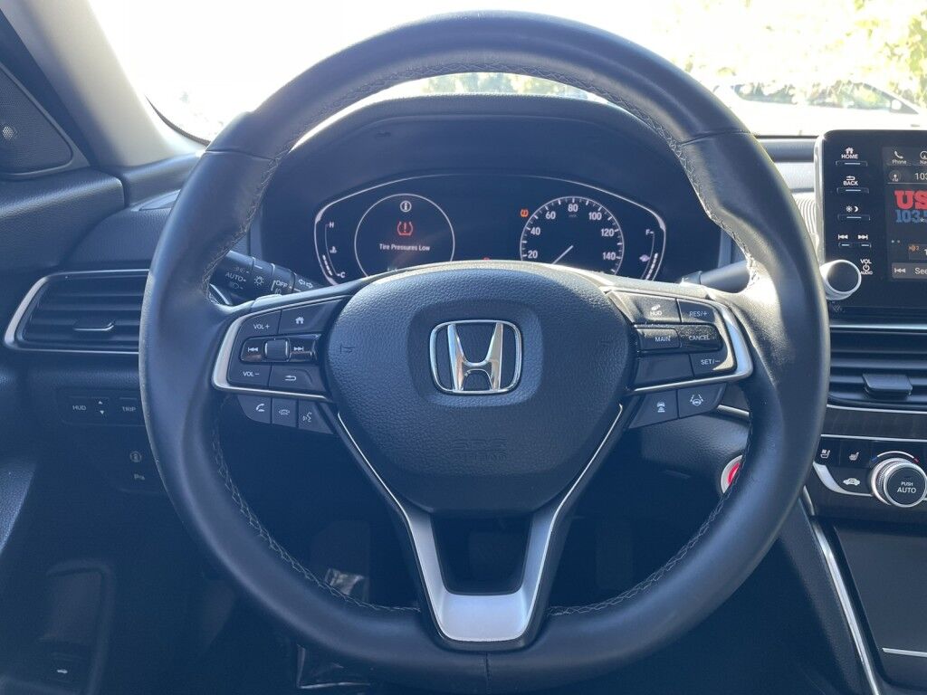 2018 Honda Accord Sedan TOURING 2.0T~DYNAMIC CRUISE CONTROL~LANE ASSIST~ONLINE FINANCE AND SHIPPING AVAILABLE!!!!!! Sarasota FL