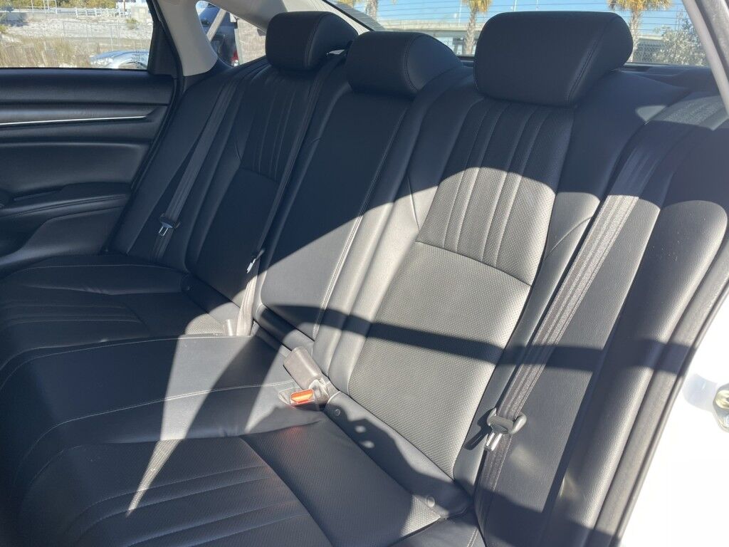 2018 Honda Accord Sedan TOURING 2.0T~DYNAMIC CRUISE CONTROL~LANE ASSIST~ONLINE FINANCE AND SHIPPING AVAILABLE!!!!!! Sarasota FL