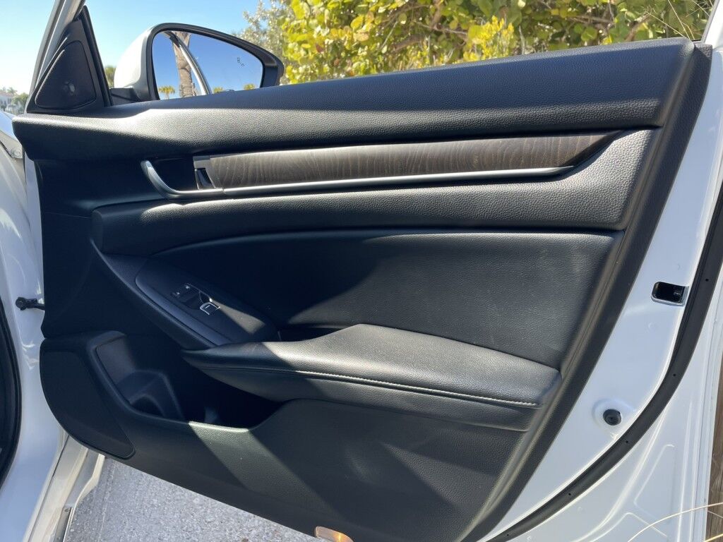 2018 Honda Accord Sedan TOURING 2.0T~DYNAMIC CRUISE CONTROL~LANE ASSIST~ONLINE FINANCE AND SHIPPING AVAILABLE!!!!!! Sarasota FL