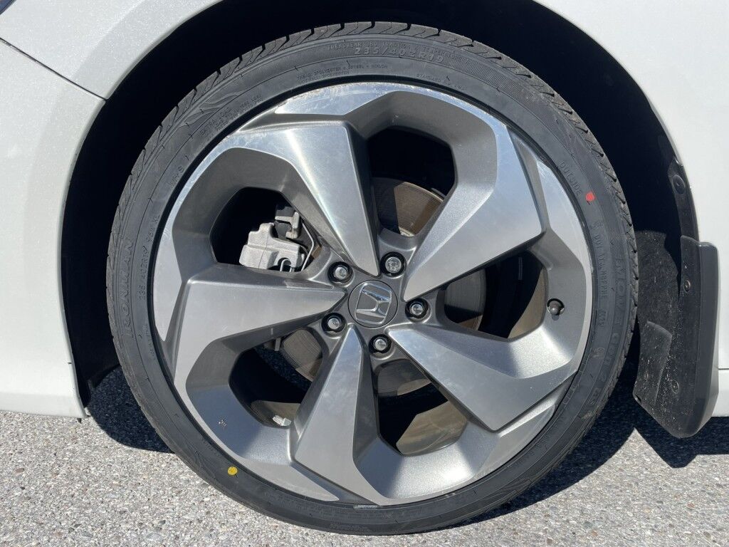 2018 Honda Accord Sedan TOURING 2.0T~DYNAMIC CRUISE CONTROL~LANE ASSIST~ONLINE FINANCE AND SHIPPING AVAILABLE!!!!!! Sarasota FL