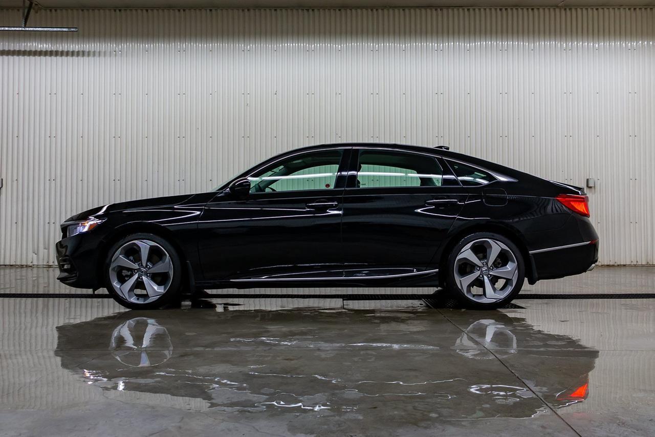 2018 Honda Accord Sedan Touring 2.0L Leather Roof Nav Red Deer AB