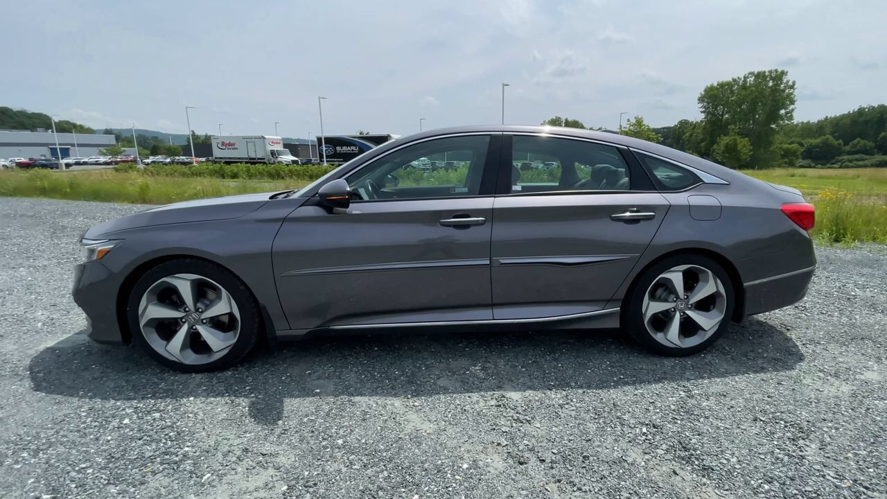 2018 Honda Accord Sedan Touring 2.0T White River Junction VT