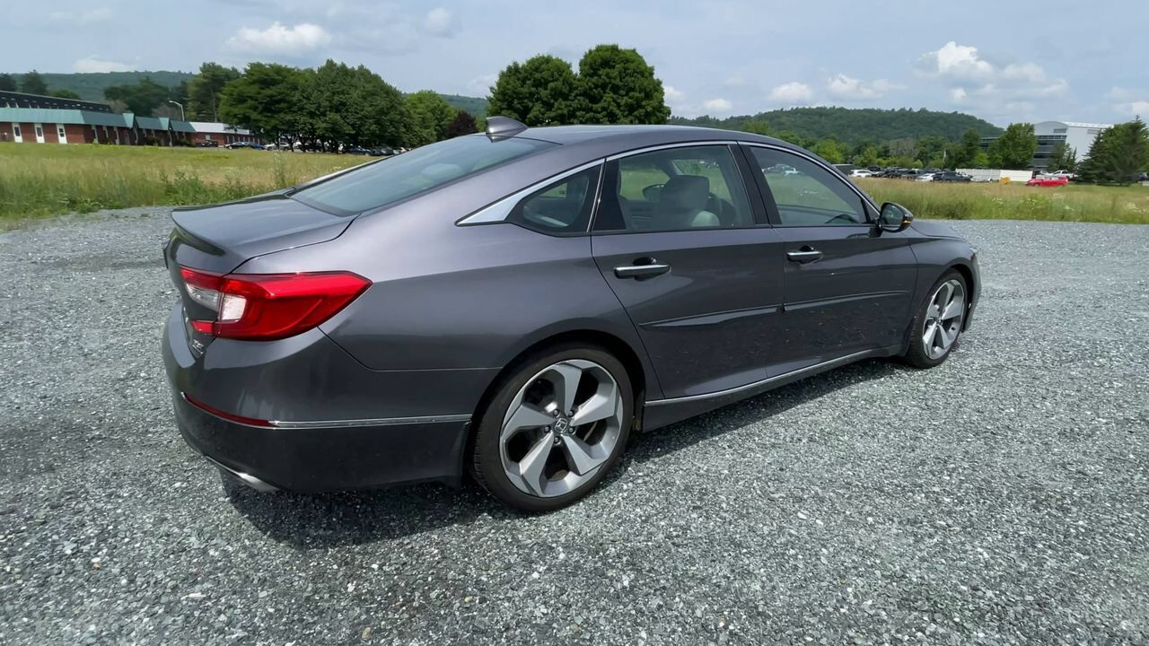 2018 Honda Accord Sedan Touring 2.0T White River Junction VT