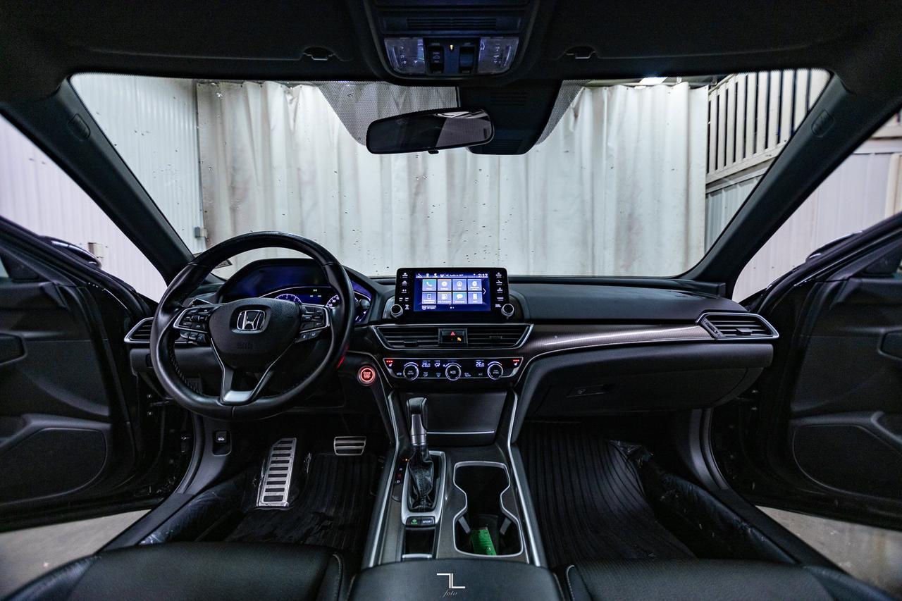 2018 Honda Accord Sport Leather Roof BCam Red Deer AB