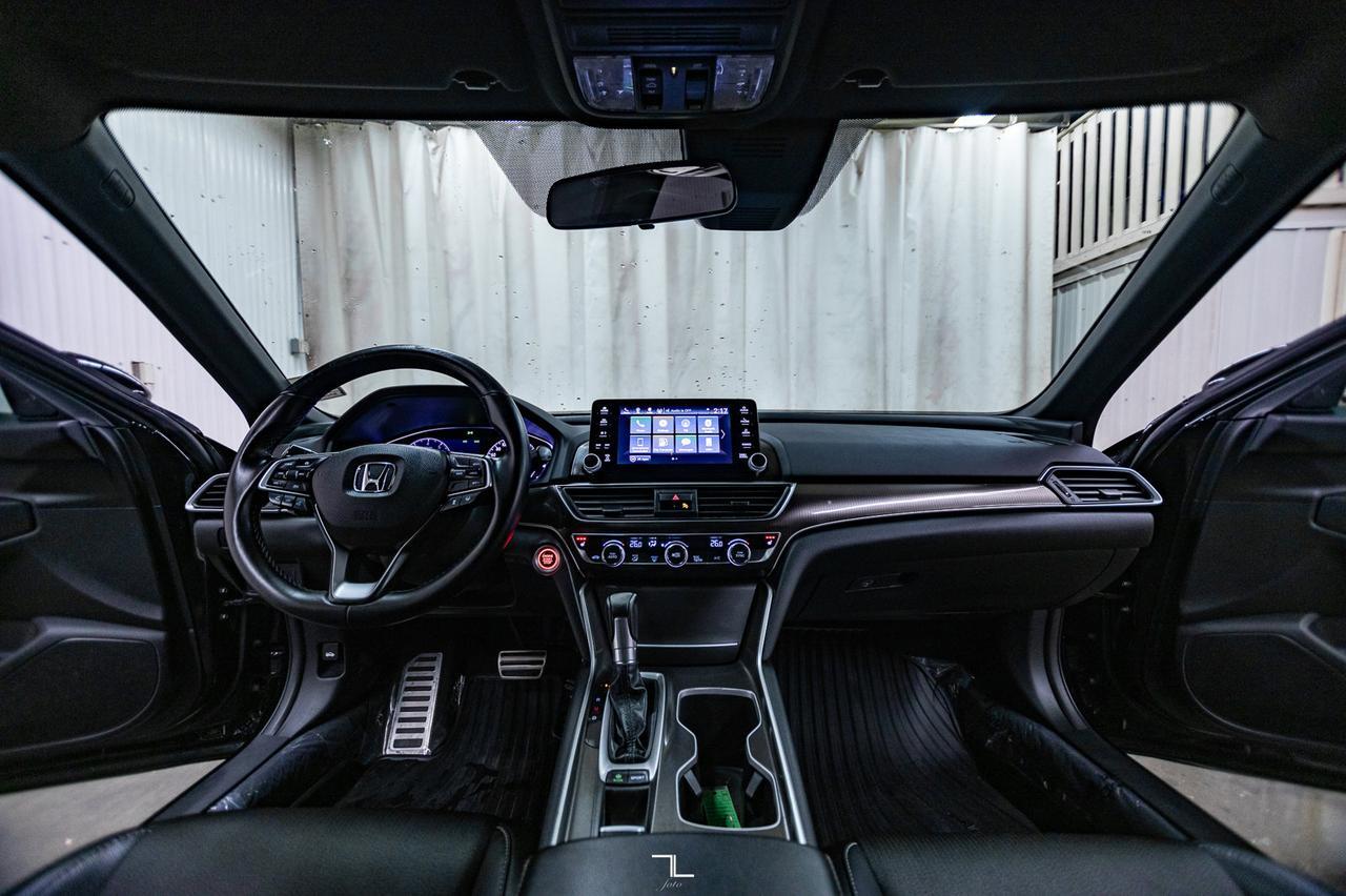 2018 Honda Accord Sport Leather Roof BCam Red Deer AB