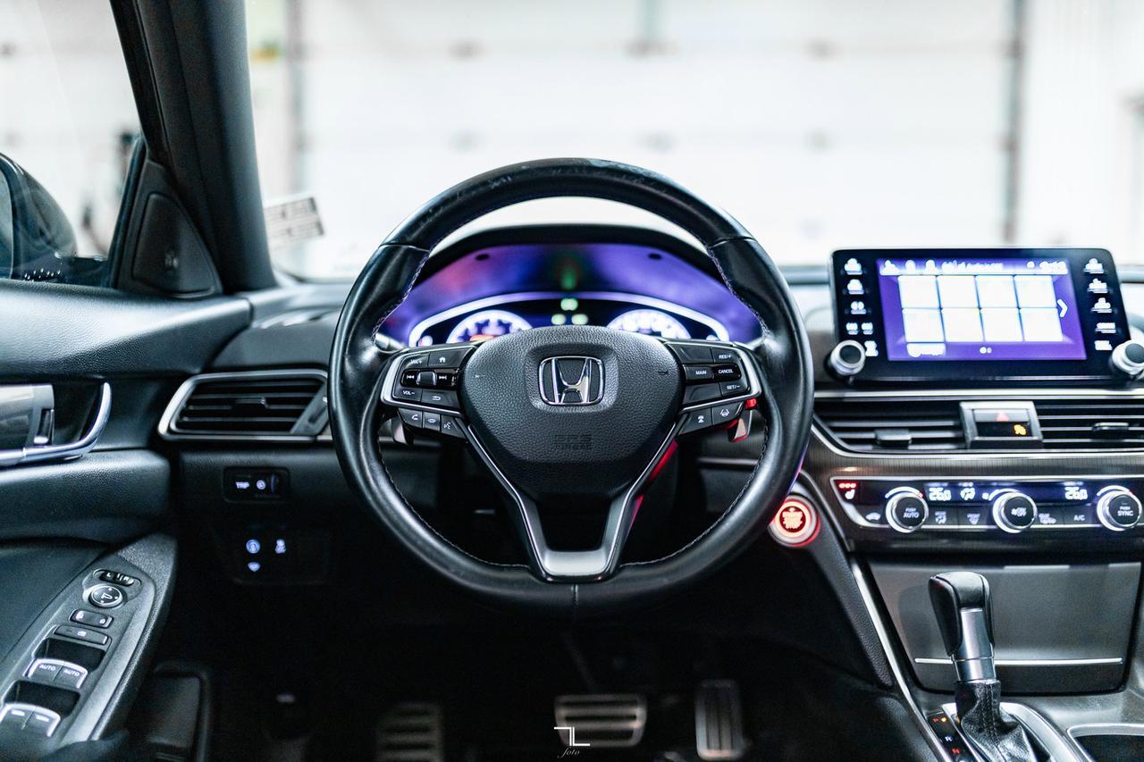 2018 Honda Accord Sport Leather Roof BCam Red Deer AB
