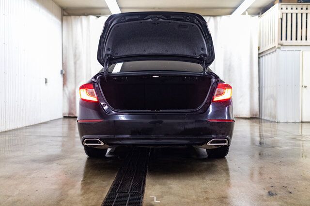 2018 Honda Accord Sport Leather Roof BCam Red Deer AB